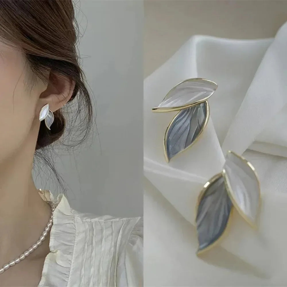 リーフデザインピアス